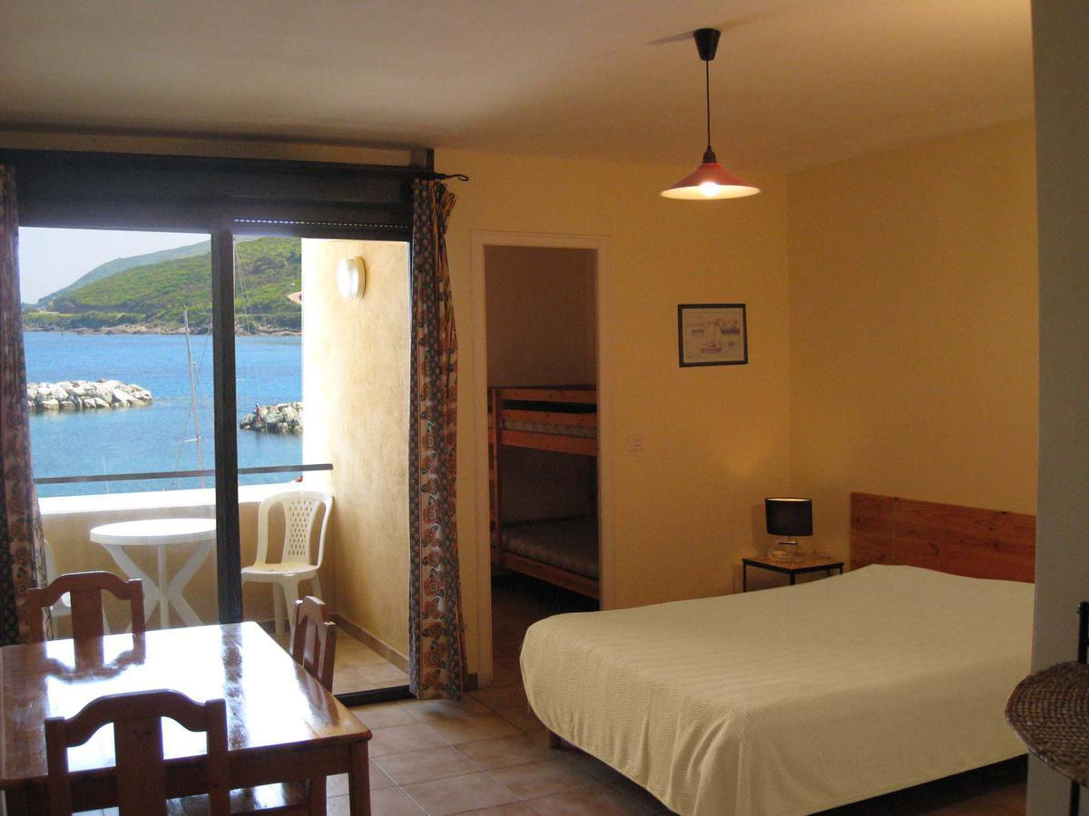 La Marine Hotel Luri Kültér fotó
