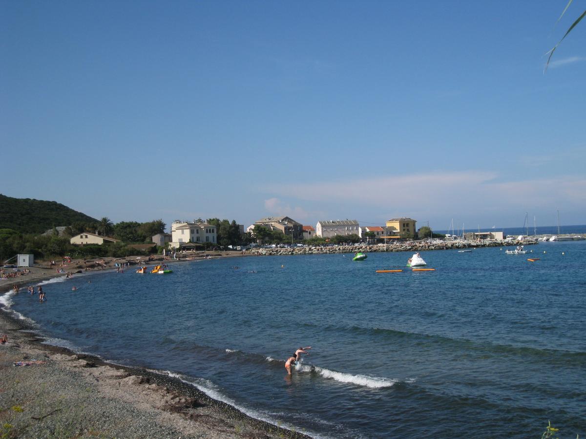 La Marine Hotel Luri Kültér fotó