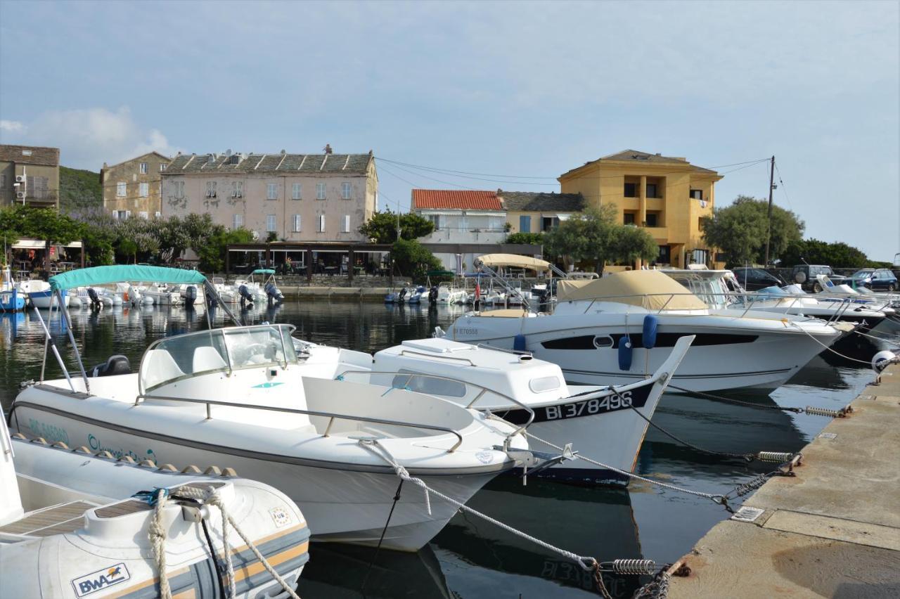 La Marine Hotel Luri Kültér fotó